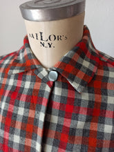 Load image into Gallery viewer, 1950s - Gorgeous Plaid Flannel Wool Blouse - W31 (80cm)
