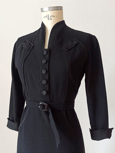 1940s - Stunning Black Wool Belted Dress - W31 (80cm)