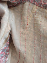 Charger l&#39;image dans la galerie, 1950s 1960s - PARIS - Exquisite Satin Silk Dress - W26 (66cm)
