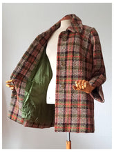 Charger l&#39;image dans la galerie, 1950s - Precious Autumnal Colors Wool Coat
