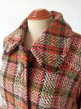 Charger l&#39;image dans la galerie, 1950s - Precious Autumnal Colors Wool Coat
