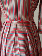 Load image into Gallery viewer, 1950s - Adorable Color Stripes Cotton Dress - W31 (80cm)

