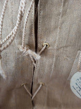 Load image into Gallery viewer, 1940s - ALBERT PUJADAS, Barcelona - Deadstock Men&#39;s Linen Shirt - Sz XS
