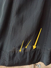 Cargar imagen en el visor de la galería, 1940s - Superb Black Rayon Silk Dress - W33 (84cm)
