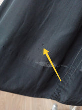 Cargar imagen en el visor de la galería, 1940s - Superb Black Rayon Silk Dress - W33 (84cm)
