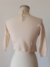 Cargar imagen en el visor de la galería, 1950s - Gorgeous Zipper Back Wool Cropped Top - Sz 42

