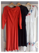 Charger l'image dans la galerie, 1930s 1940s - Joblot x 3 Dresses
