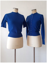 Load image into Gallery viewer, 1950s - BALLANTYNE, Scotland - Royal Blue Cashmere Twin Set - Sz 36
