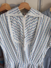 Laden Sie das Bild in den Galerie-Viewer, 1940s 1950s - Joblot x 4 Dresses
