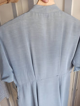 Laden Sie das Bild in den Galerie-Viewer, 1940s 1950s - Joblot x 4 Dresses
