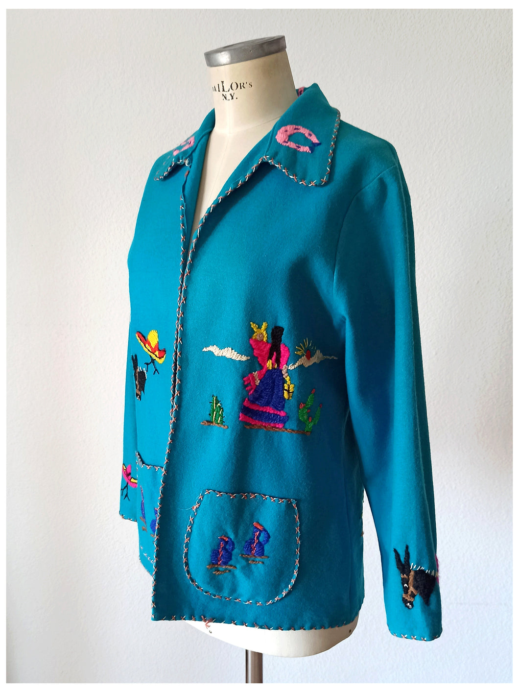 1940s 1950s - Gorgeous Blue Embroidered Mexican Souvenir Jacket