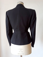 Charger l'image dans la galerie, 1940s - Exquisite New Look Black Wool Jacket - W27.5 (70cm)

