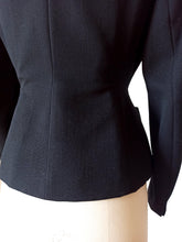 Charger l'image dans la galerie, 1940s - Exquisite New Look Black Wool Jacket - W27.5 (70cm)
