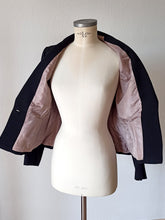 Charger l'image dans la galerie, 1940s - Exquisite New Look Black Wool Jacket - W27.5 (70cm)
