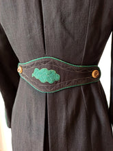 Charger l'image dans la galerie, 1940s - Amazing Austrian Gabardine Coat - W28.5 (72cm)
