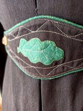 Charger l'image dans la galerie, 1940s - Amazing Austrian Gabardine Coat - W28.5 (72cm)
