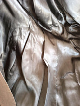 Charger l'image dans la galerie, 1940s - Amazing Austrian Gabardine Coat - W28.5 (72cm)

