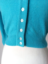 Cargar imagen en el visor de la galería, 1950s - BALLANTYNE, Scotland - Precious Cashmere Cardigan
