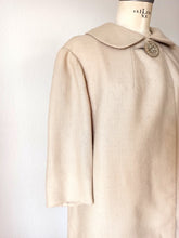 Charger l'image dans la galerie, 1950s 1960s - Exquisite Soft Wool Coat
