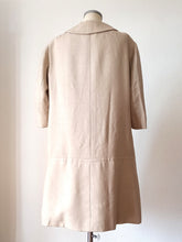 Charger l'image dans la galerie, 1950s 1960s - Exquisite Soft Wool Coat
