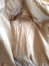 Charger l'image dans la galerie, 1950s 1960s - Exquisite Soft Wool Coat
