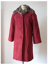 Load image into Gallery viewer, 1950s - Fabulous Heavy Wool Faux Fur Coat
