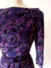 Charger l'image dans la galerie, 1950s 1960s - Stunning Italian Soft Velvet Dress - W27.5 (70cm)
