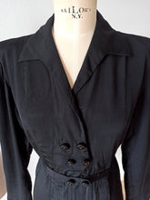 Cargar imagen en el visor de la galería, 1930s 1940s - Stunning Black Silk Bolero Dress - W34 (88cm)
