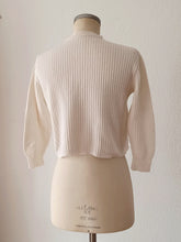 Charger l'image dans la galerie, 1950s - CASTAÑER, Spain - Deadstock White Cropped Cardigan - Sz 1
