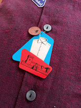 Cargar imagen en el visor de la galería, 1950s - JERONIMO SANZ, Spain - Deadstock Wine Shirt with Box - Sz M/L
