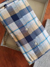 Charger l'image dans la galerie, 1960s - BCF, Barcelona - Deadstock Petrol Plaid Shirt - Sz M/L
