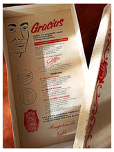 Charger l'image dans la galerie, 1950s - LEO, Spain - Deadstock Nylon Goldfix Shirt with Box - Sz M/L
