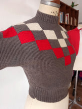 Charger l'image dans la galerie, 1940s - Fabulous Back Zipper Wool Sweater
