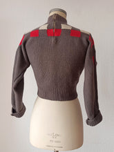Charger l'image dans la galerie, 1940s - Fabulous Back Zipper Wool Sweater
