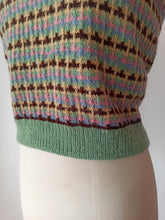 Cargar imagen en el visor de la galería, 1950s 1960s - Gorgeous Hand Knitted Back Zipper Jumper
