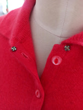 Charger l'image dans la galerie, 1950s - BARRIE, Scotland - Gorgeous Coral Cashmere Cardigan - Sz 34
