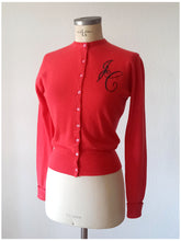 Charger l'image dans la galerie, 1950s - PRINGLE, Scotland - Stunning Red Cashmere Cardigan
