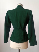 Charger l'image dans la galerie, 1940s - BRUERRE, France - Gorgeous New Look Striped Jacket - W30 (76cm)
