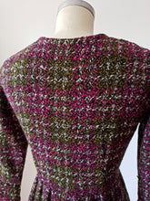 Load image into Gallery viewer, 1950s 1960s - Gorgeous Wool Winter Dress - W30 (76cm)

