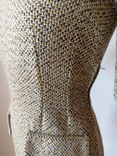 Cargar imagen en el visor de la galería, 1950s 1960s - Super Chic Wool Dress - W28.5 (72cm)
