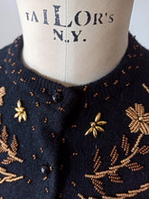 Cargar imagen en el visor de la galería, 1950s 1960s - Stunning Beaded Wool Cardigan - Sz 38
