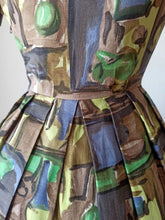 Load image into Gallery viewer, 1950s - MODARUO, Italy - Novelty Print Dress - W25 (66cm)
