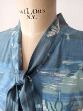 Load image into Gallery viewer, 1950s 1960s - Gorgeous Water Lilies Cotton Dress - W30 (76cm)
