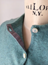 Load image into Gallery viewer, 1950s - BRAEMAR, Scotland - Gorgeous Green Cashmere Cardigan - Sz 38
