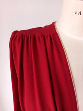Charger l'image dans la galerie, 1940s - Stunning Burgundy Crepe Dress - W31 (78cm)
