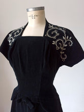 Load image into Gallery viewer, 1940s - Stunning Black Beaded Velvet Peplum Dress - W30 (76cm)
