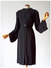 Charger l'image dans la galerie, 1930s - Unreal Art Deco Black Bishop Sleeves Coat Dress - W30 (76cm)

