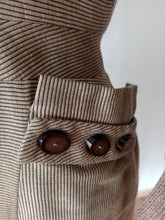 Cargar imagen en el visor de la galería, 1940s - Fabulous Striped Jersey Wool Dress - W29 (74cm)
