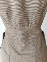 Cargar imagen en el visor de la galería, 1940s - Fabulous Striped Jersey Wool Dress - W29 (74cm)
