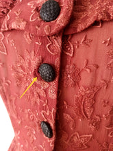 Cargar imagen en el visor de la galería, 1940s - Exquisite Tudor Brown Smoked Cotton Dress - W27.5 (70cm)
